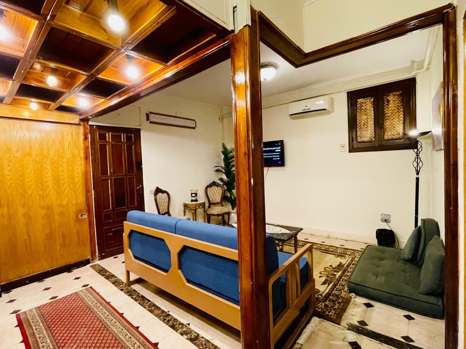TV and multimedia, Living room, Photo of the whole room, Seating area, air conditioner