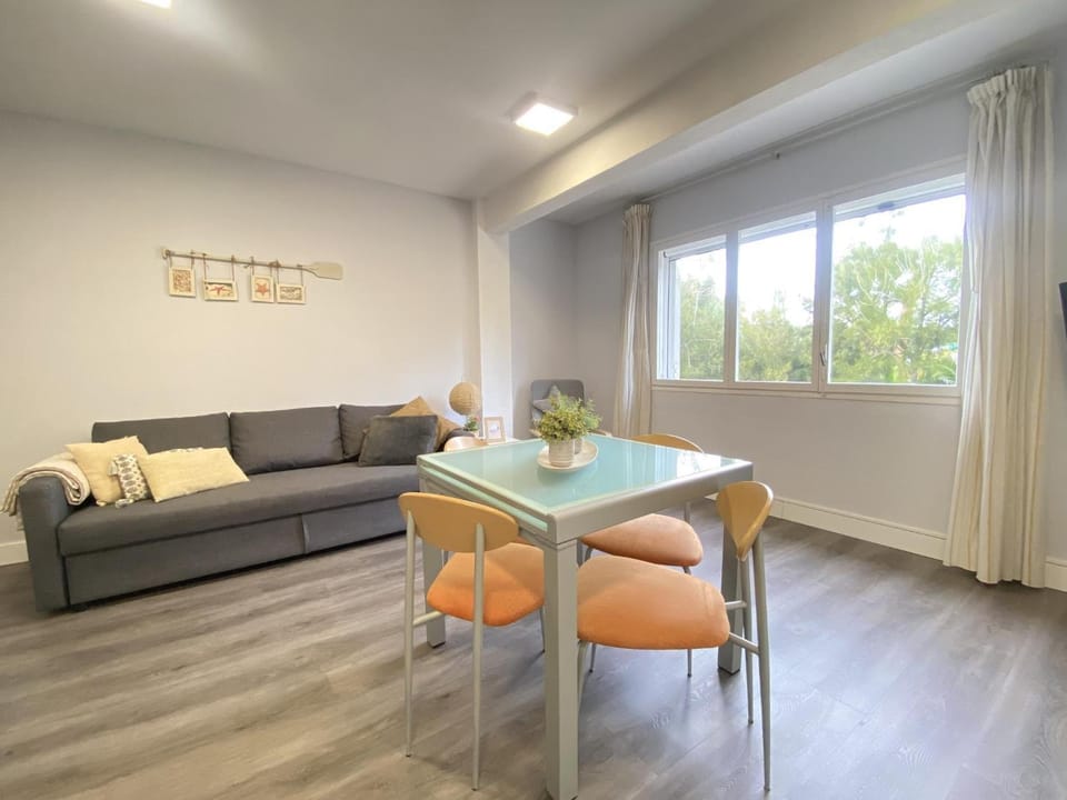 TH14 Apartamento en la Playa LaMora. Apartment in Tarragonès