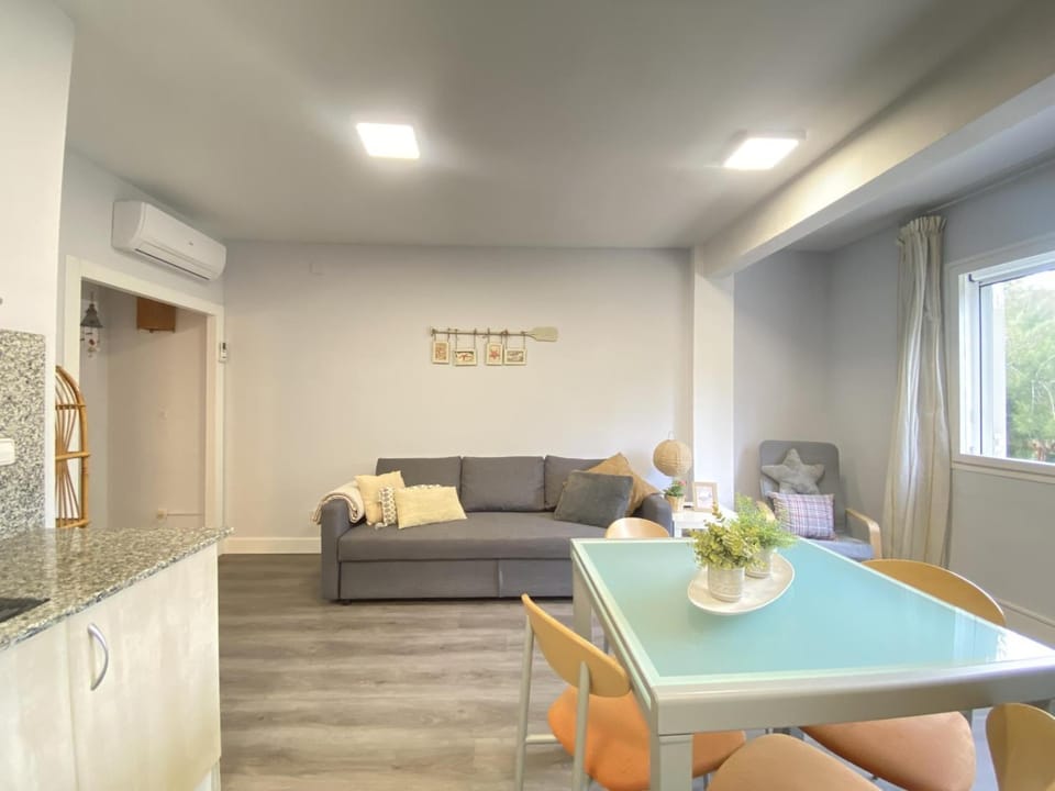 TH14 Apartamento en la Playa LaMora. Apartment in Tarragonès