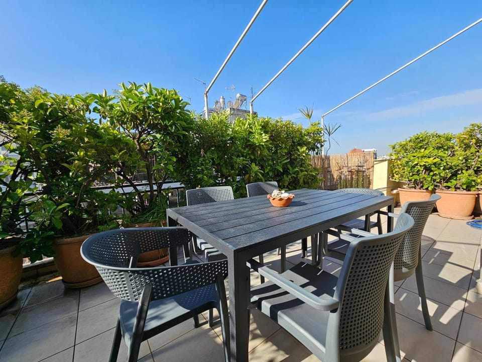 View (from property/room), Balcony/Terrace