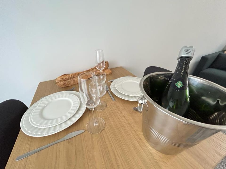 Belin Cool terrasse et parking proche centre ville Apartment in Reims