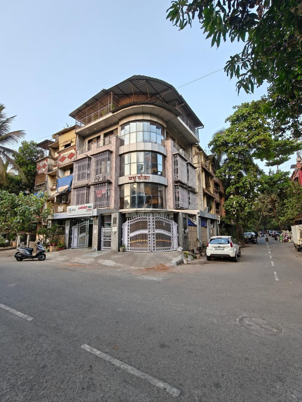 Property building, Neighbourhood, Street view