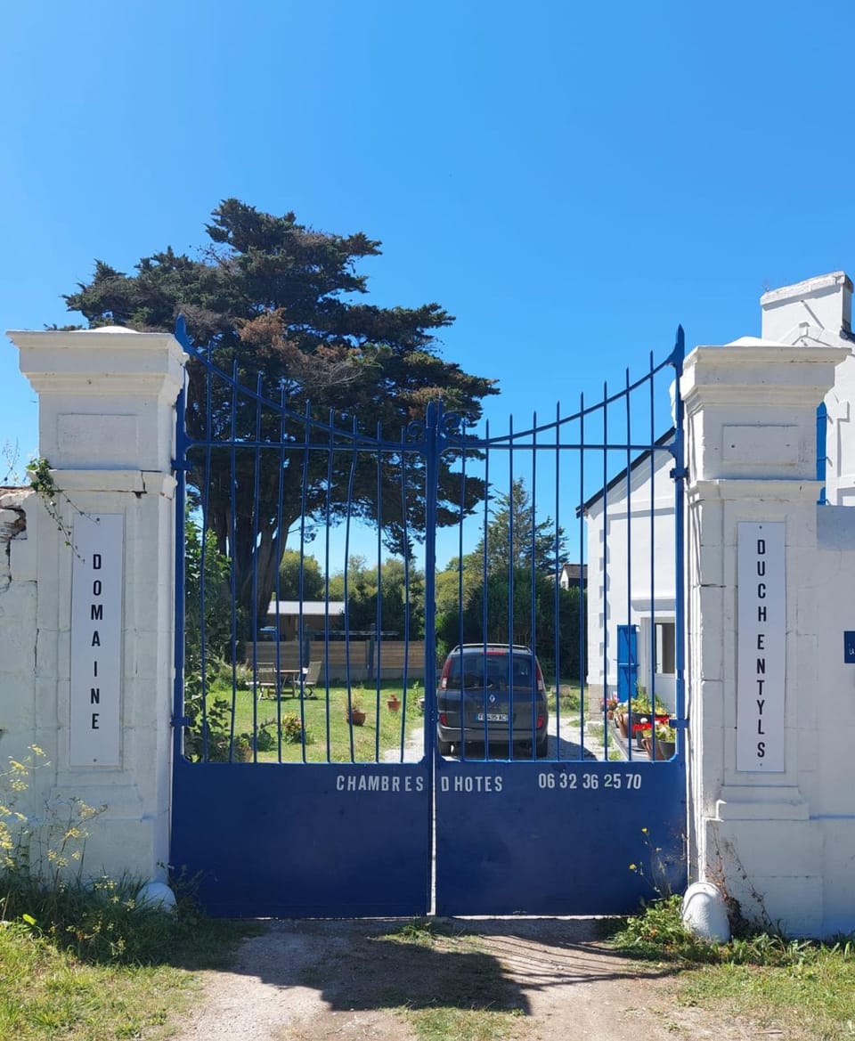 Domaine Duchentyls Chambres d hotes Bed and Breakfast in Brittany