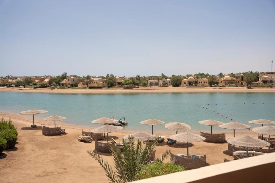 Beach, Lake view