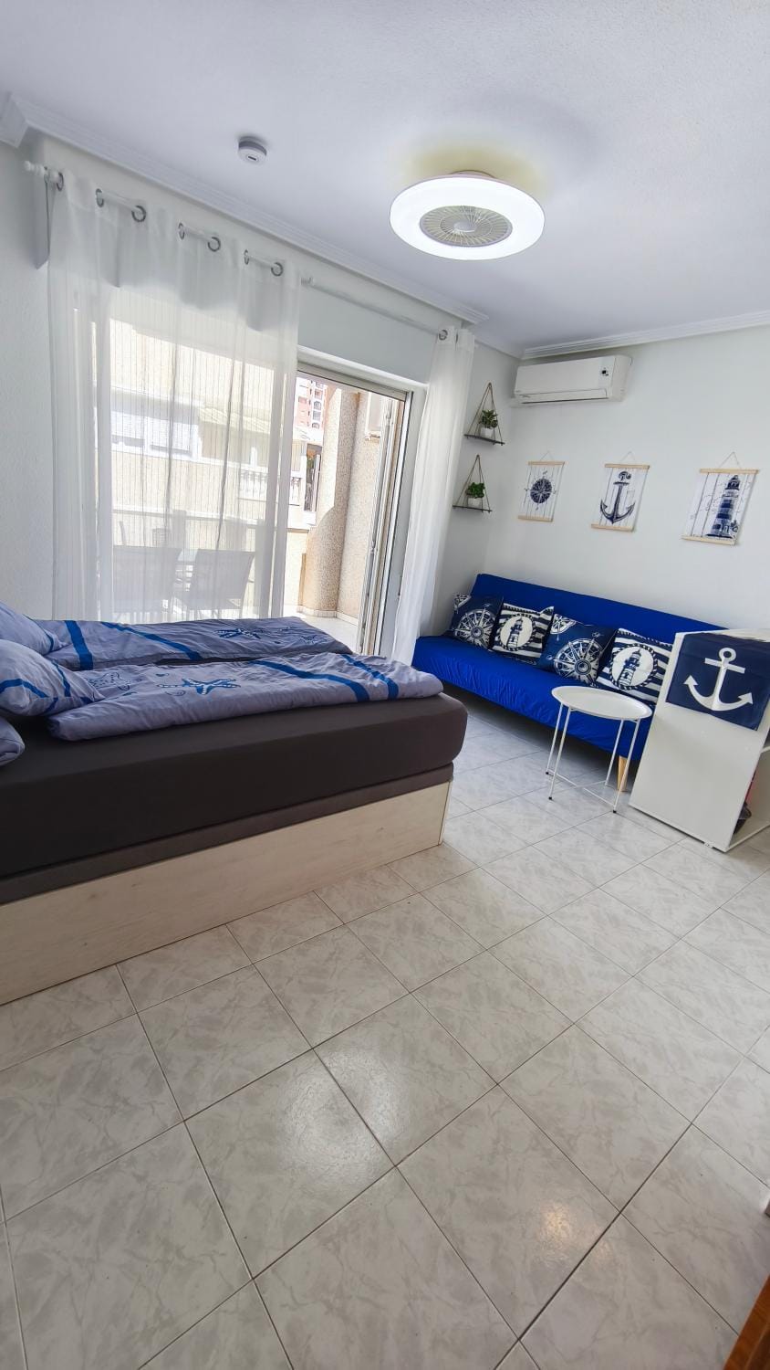 Living room, Photo of the whole room, Seating area