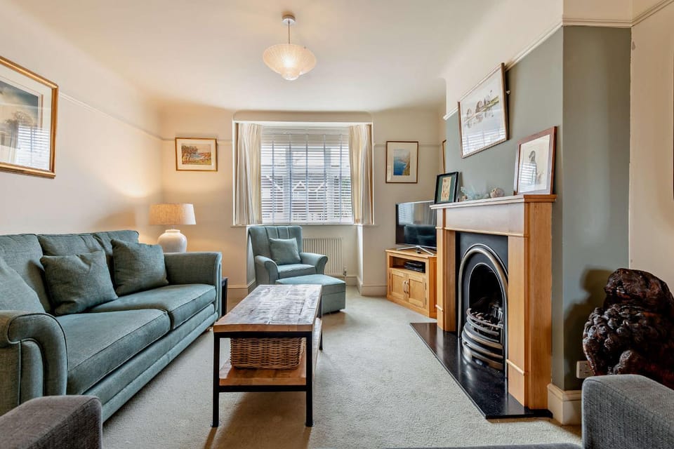 Haven House Gorgeous Lymington Home with Garden and Studio near New Forest House in Lymington