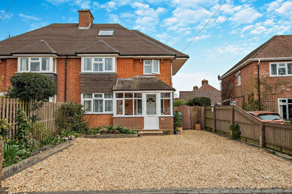 Haven House Gorgeous Lymington Home with Garden and Studio near New Forest House in Lymington