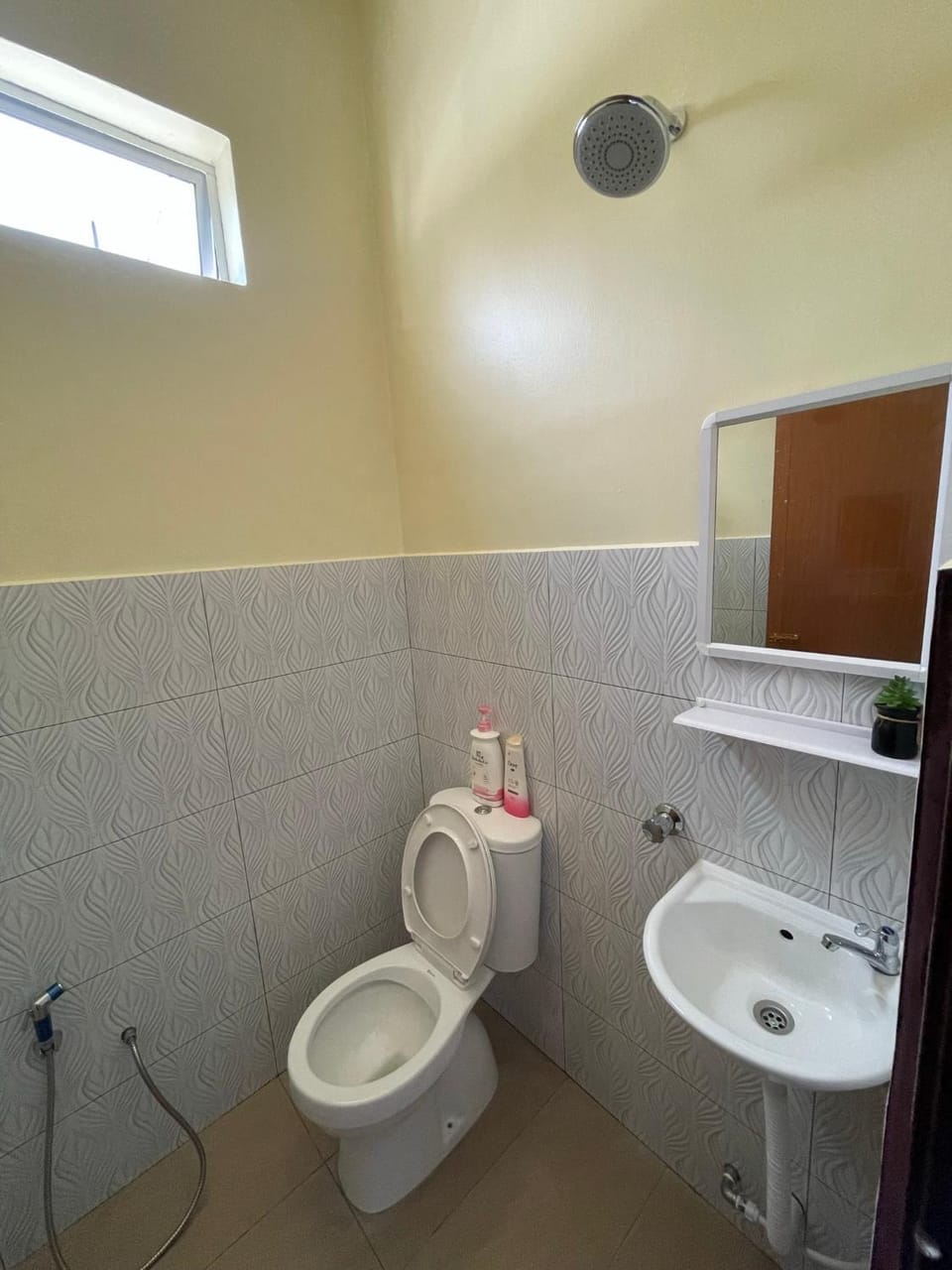 dayah homestay House in Perak Tengah District