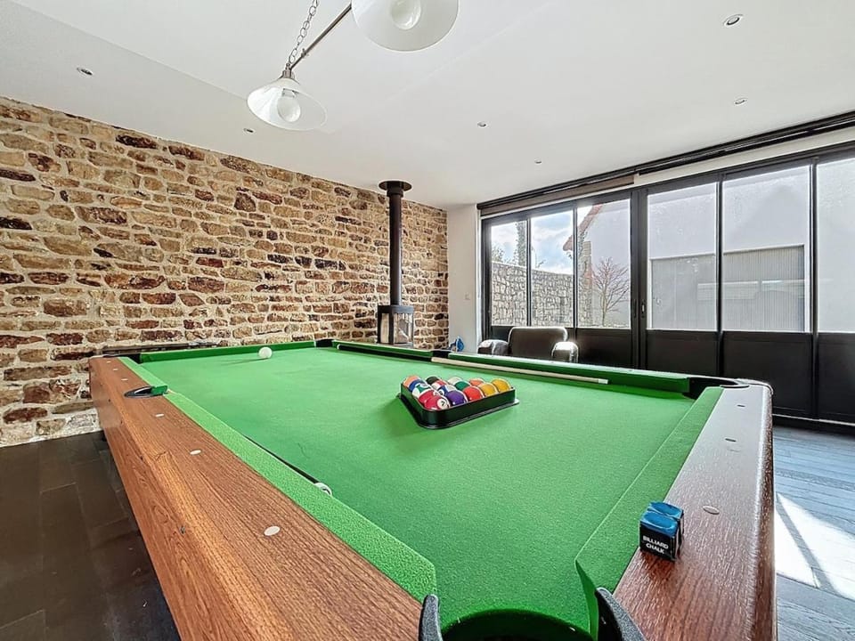 Billiard