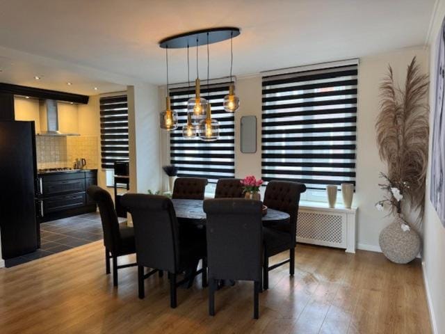 Dining area, kitchen