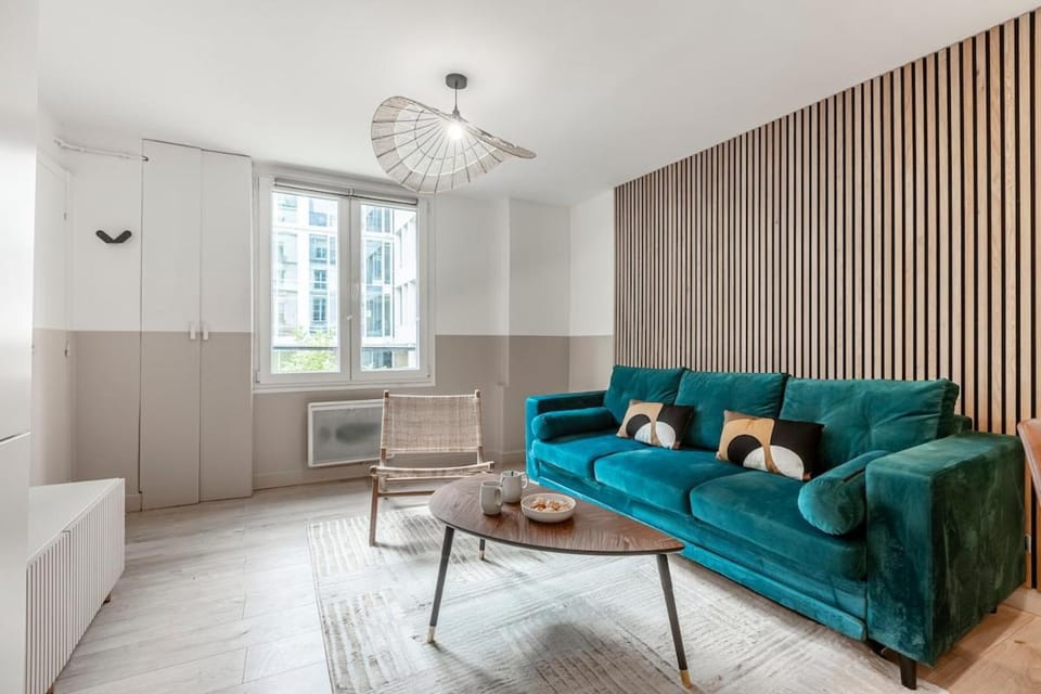 11Opera Grands Boulevards Paris02 AC Apartment in Paris
