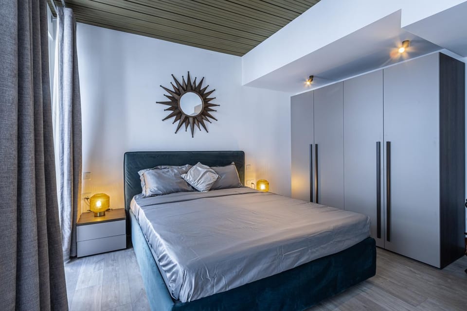 Bed, Photo of the whole room, Bedroom, wardrobe