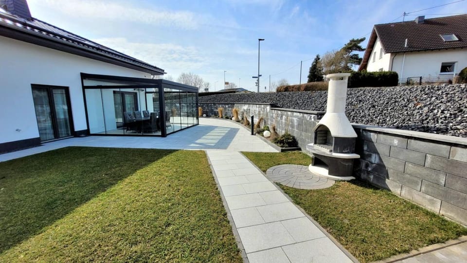 BBQ facilities, Garden
