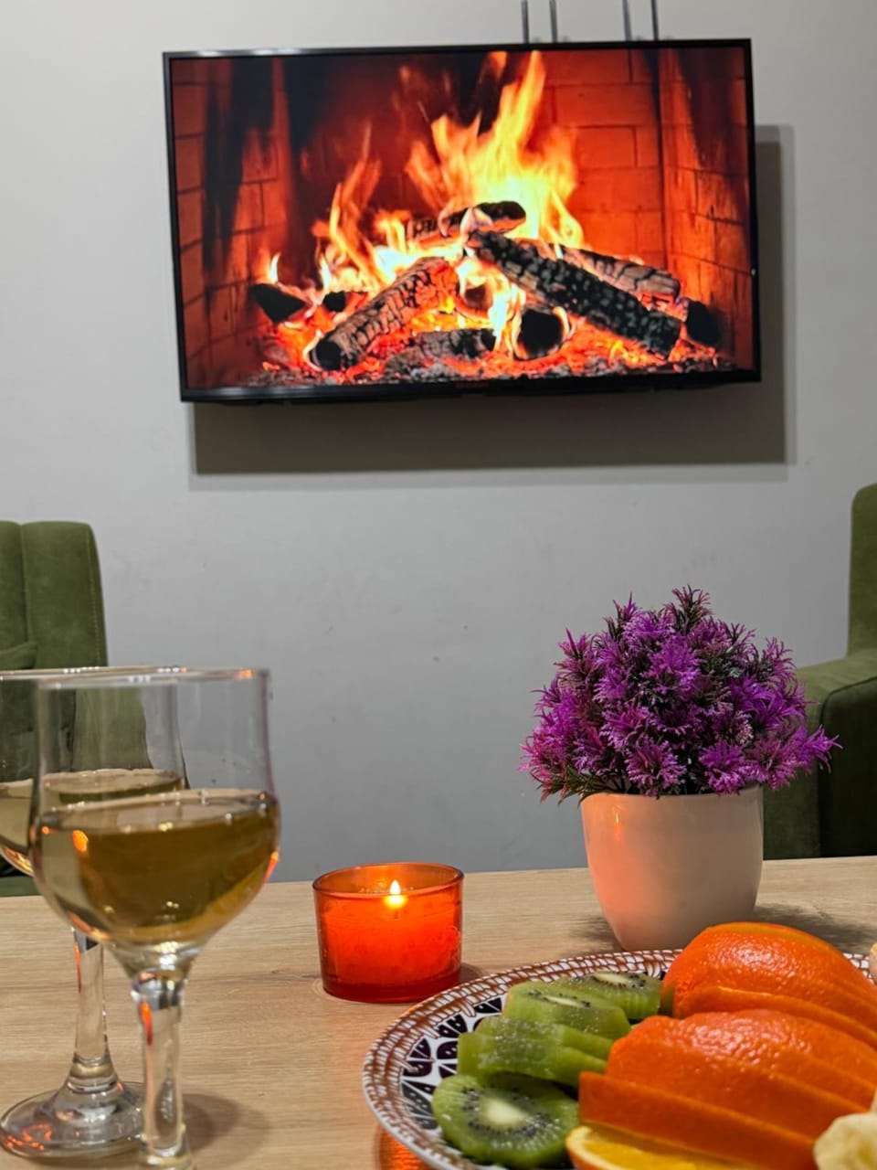 TV and multimedia, Food and drinks