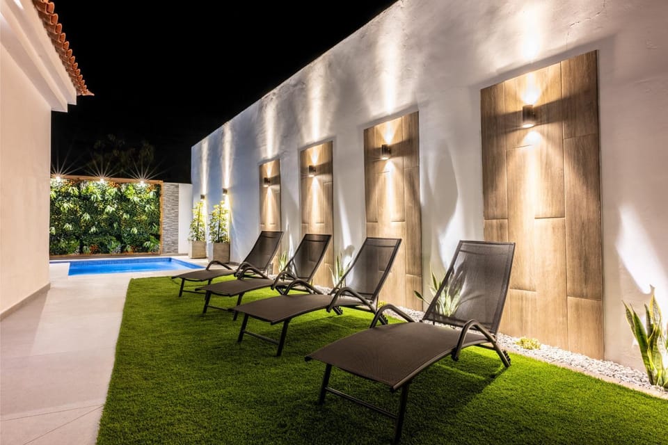 Patio, Garden, Garden view, Pool view, Swimming pool, sunbed