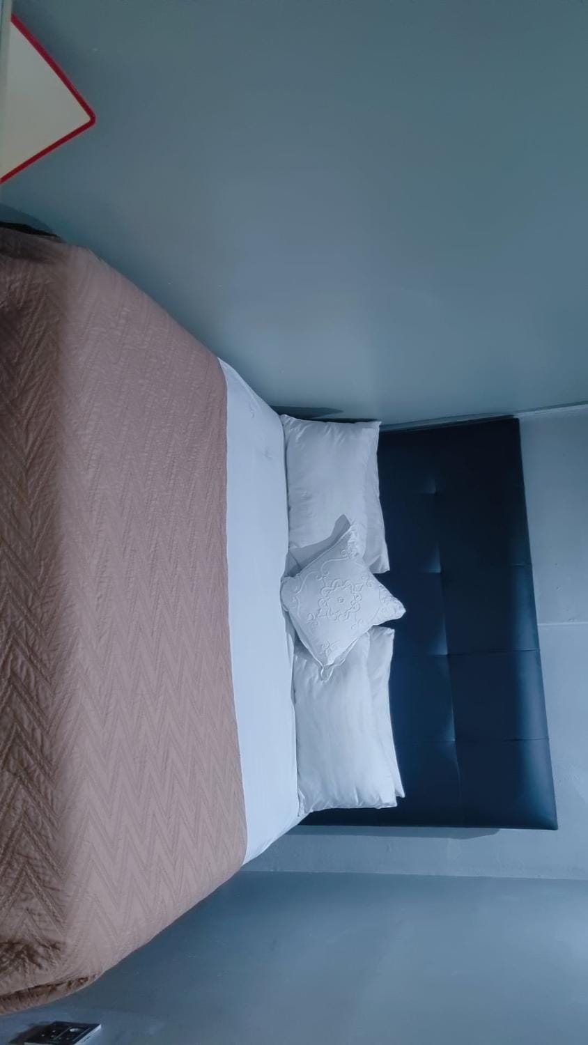 Bedford Blue CapeTown Cbd Capsule hotel in Cape Town