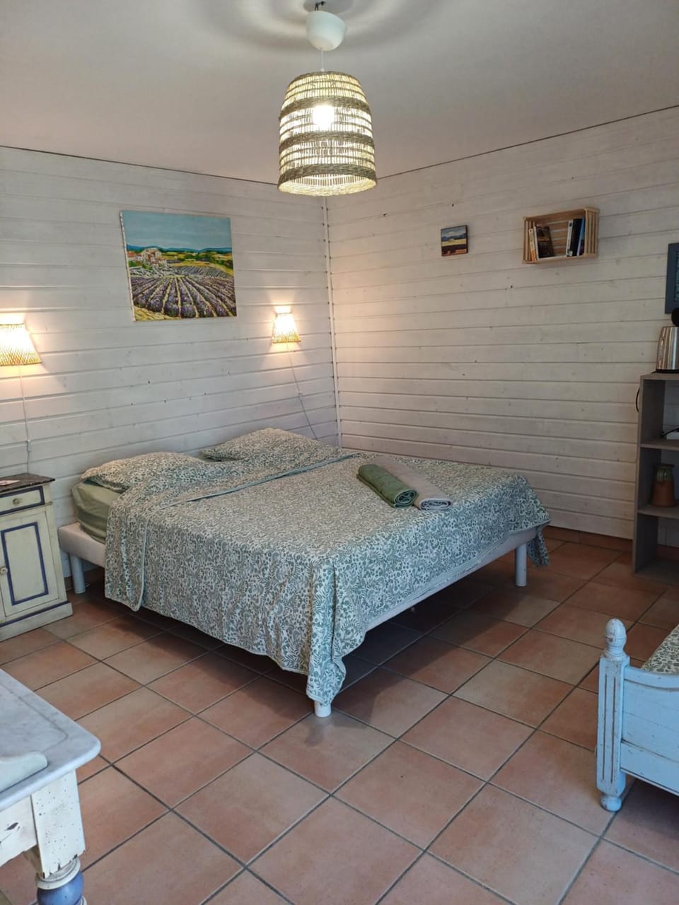 chambre dans ferme provençale Bed and Breakfast in Provence-Alpes-Côte d'Azur