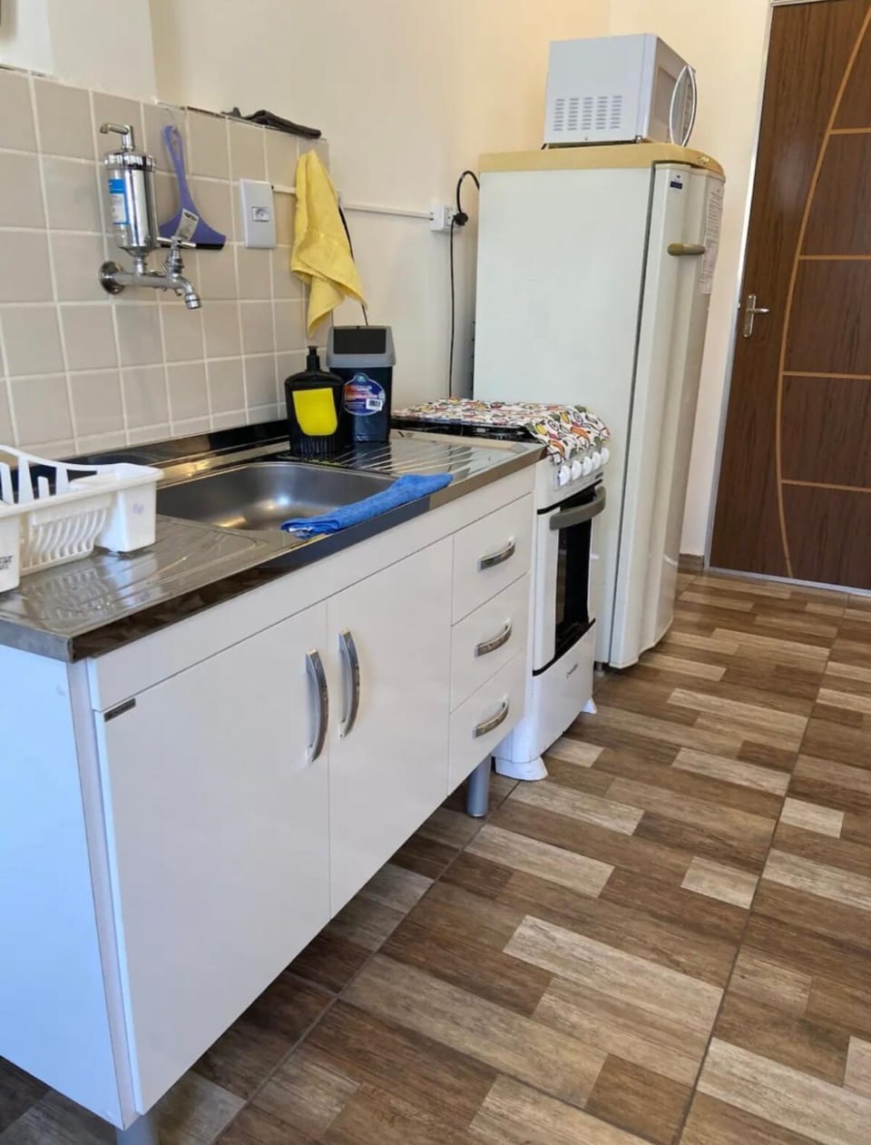 61 Apartamento ao lado do Materdei, MPMG, cozinha completa, máquina de lavar, vaga Apartment in Belo Horizonte