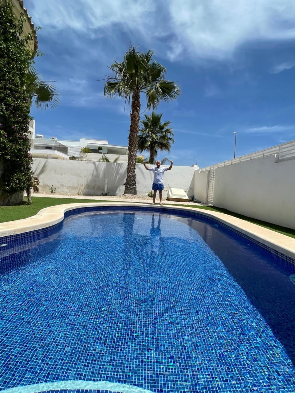 Day, People, Pool view, Swimming pool