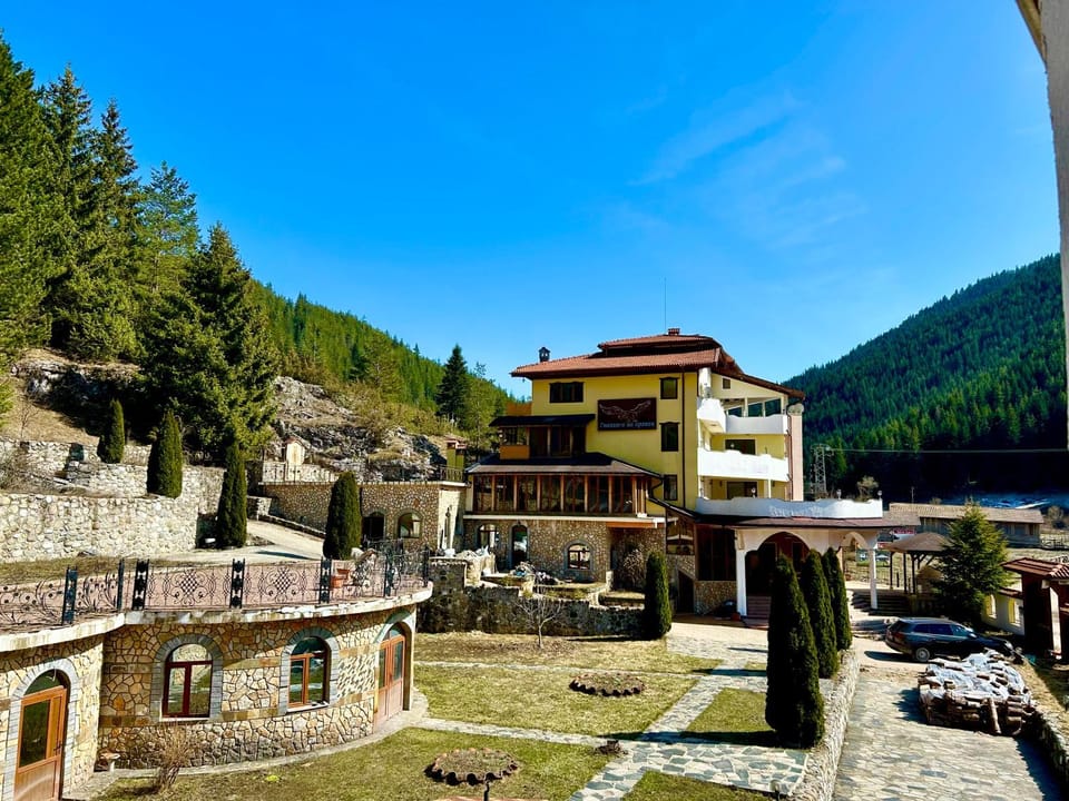 Trigrad hills Hotel in Decentralized Administration of Macedonia and Thrace