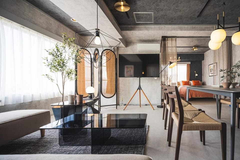 Living room, Seating area, Dining area