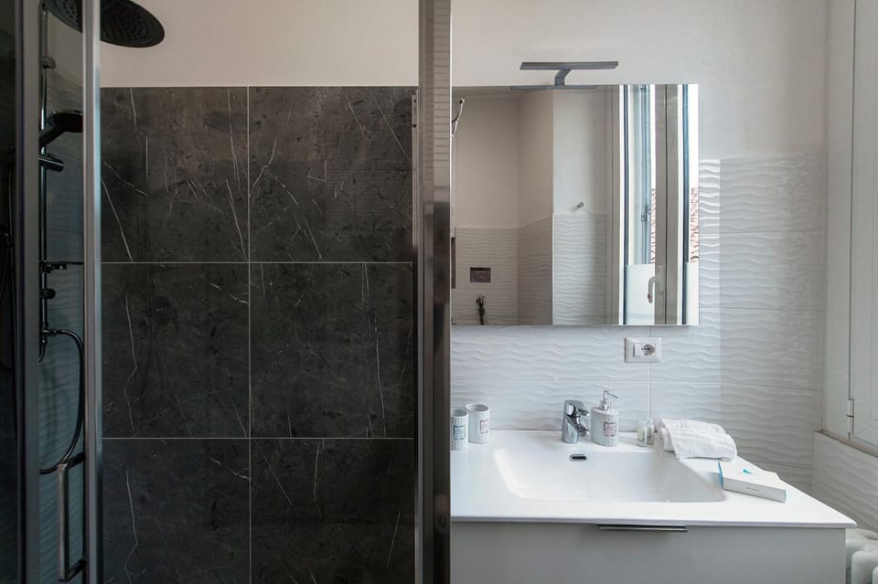 Shower, Bathroom