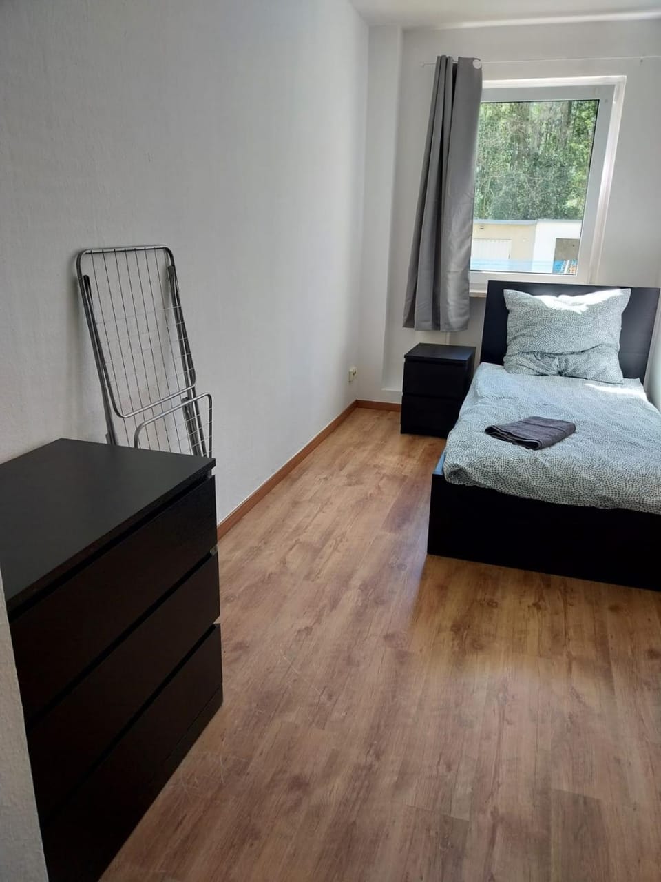 Monteurwohnung mit 5 Einzelbetten in Schkeuditz Apartment in Leipzig