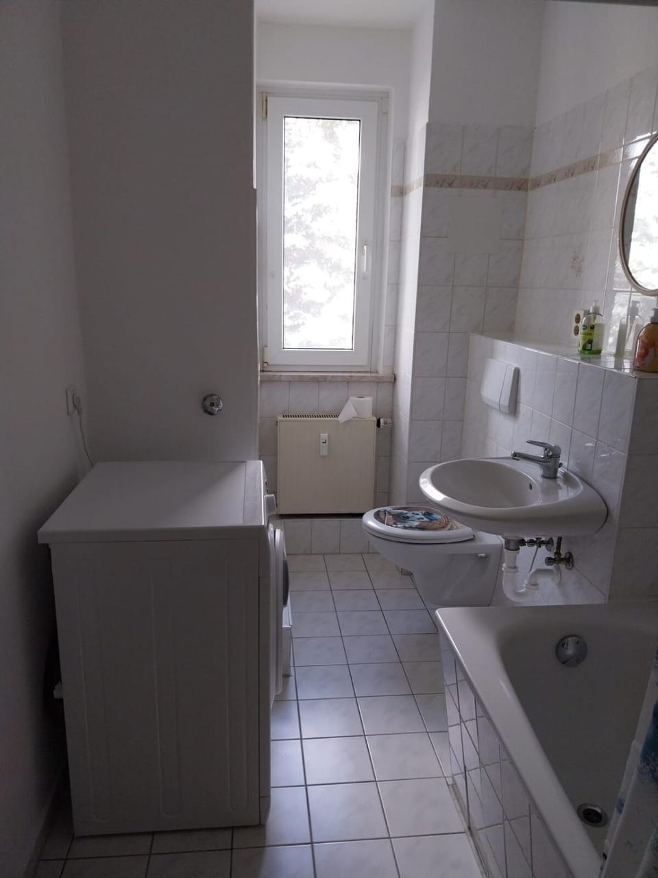 Monteurwohnung mit 5 Einzelbetten in Schkeuditz Apartment in Leipzig