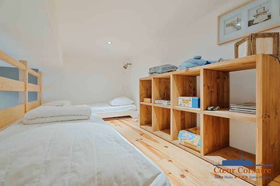 Bed, Bedroom, children