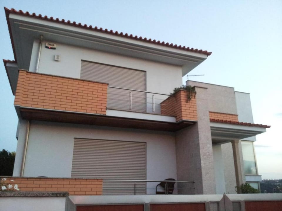 Property building, Facade/entrance, Off site