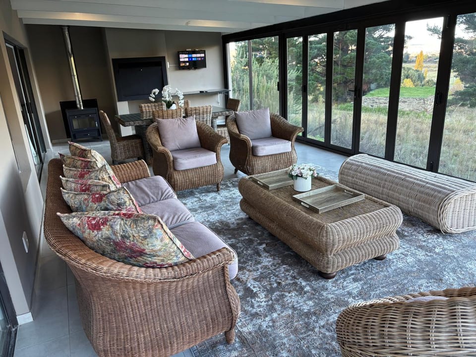 127 Clarens Golf Villa Apartment in South Africa