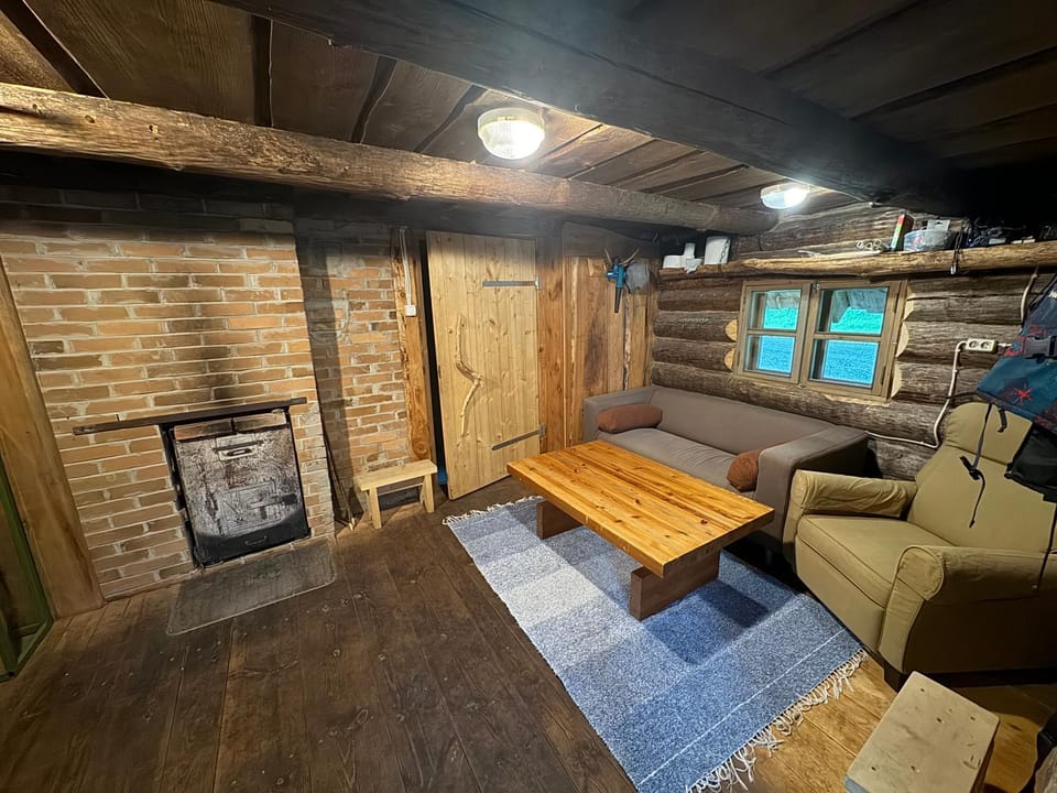 Saarisoo - Oaas jõe kaldal Chalet in Estonia