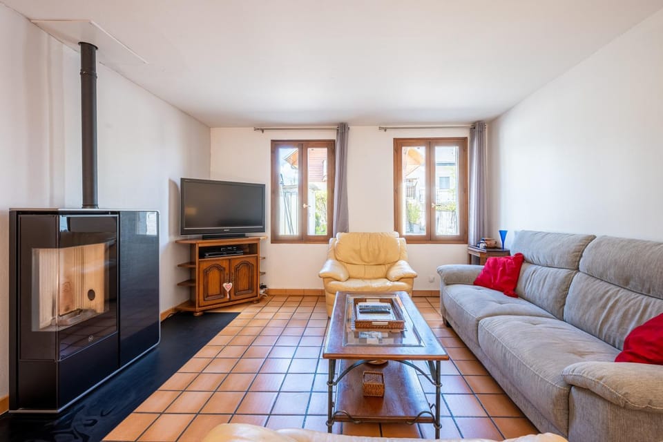 Property building, Living room