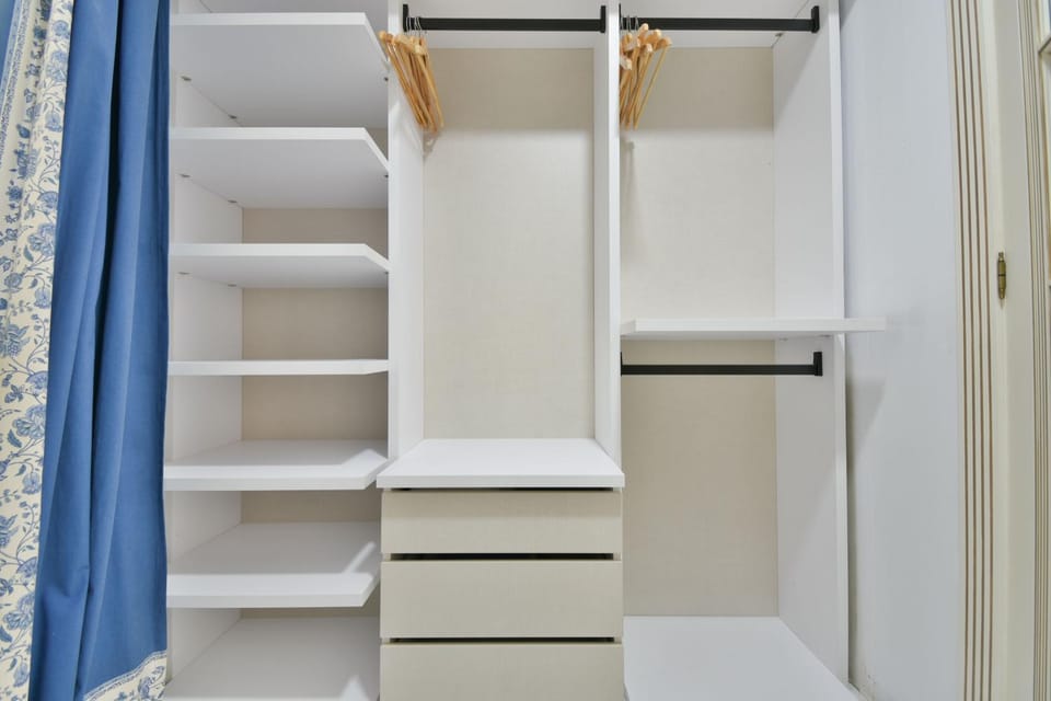 wardrobe