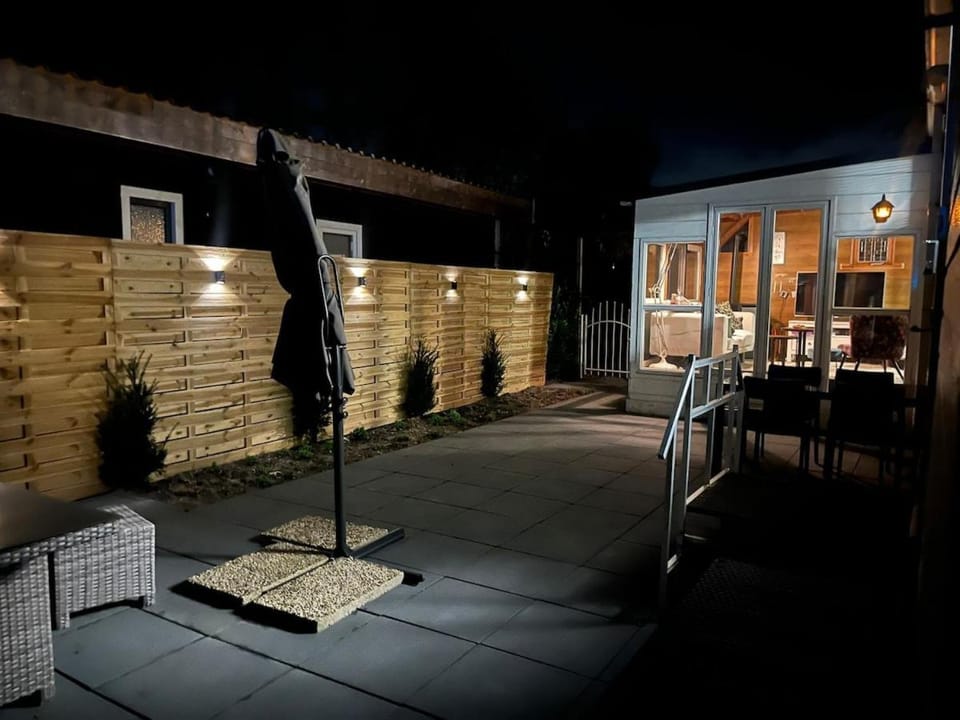 Night, Balcony/Terrace