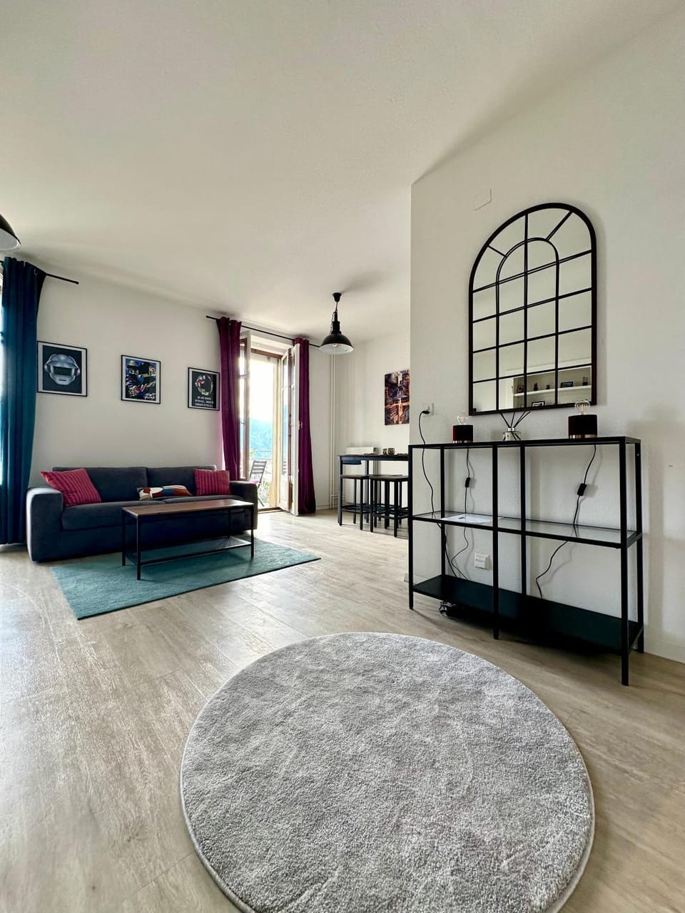 View (from property/room), Living room, Seating area, Dining area, elevator