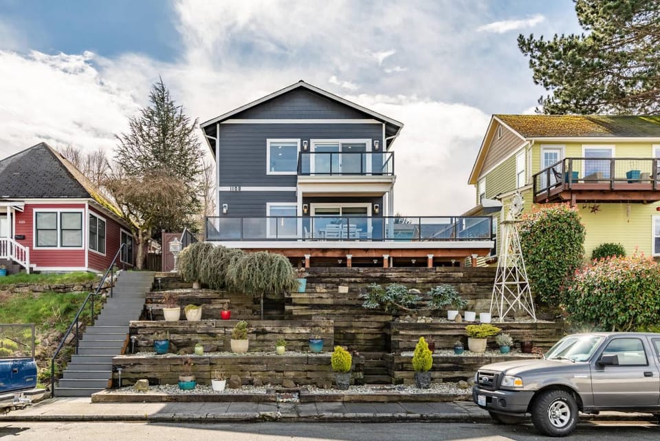 Property building, Neighbourhood, Street view