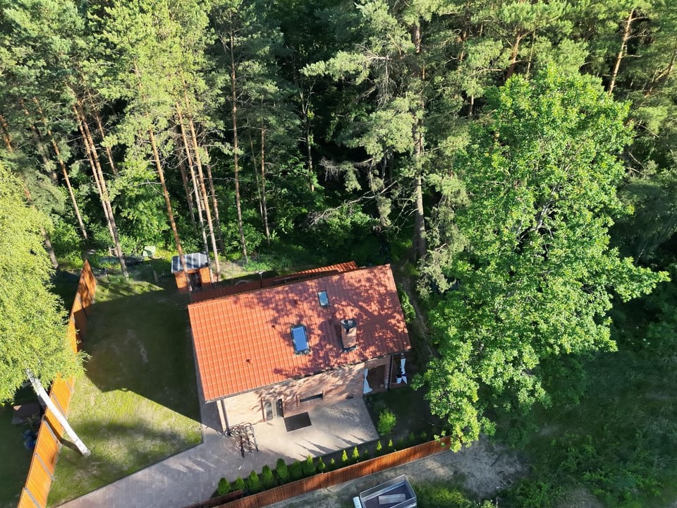 Ceglany Domek z jacuzzi, nad jeziorem, przy lesie House in Poland