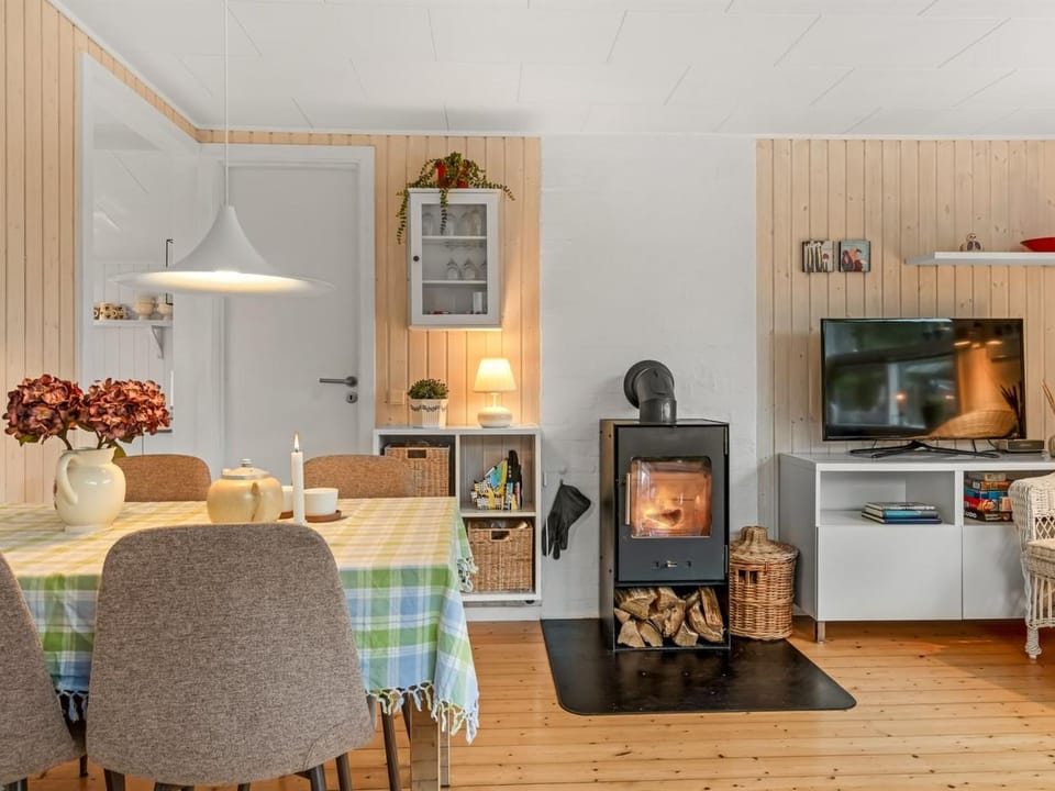 Holiday Home Annemone - 900m from the sea by Interhome House in Blokhus