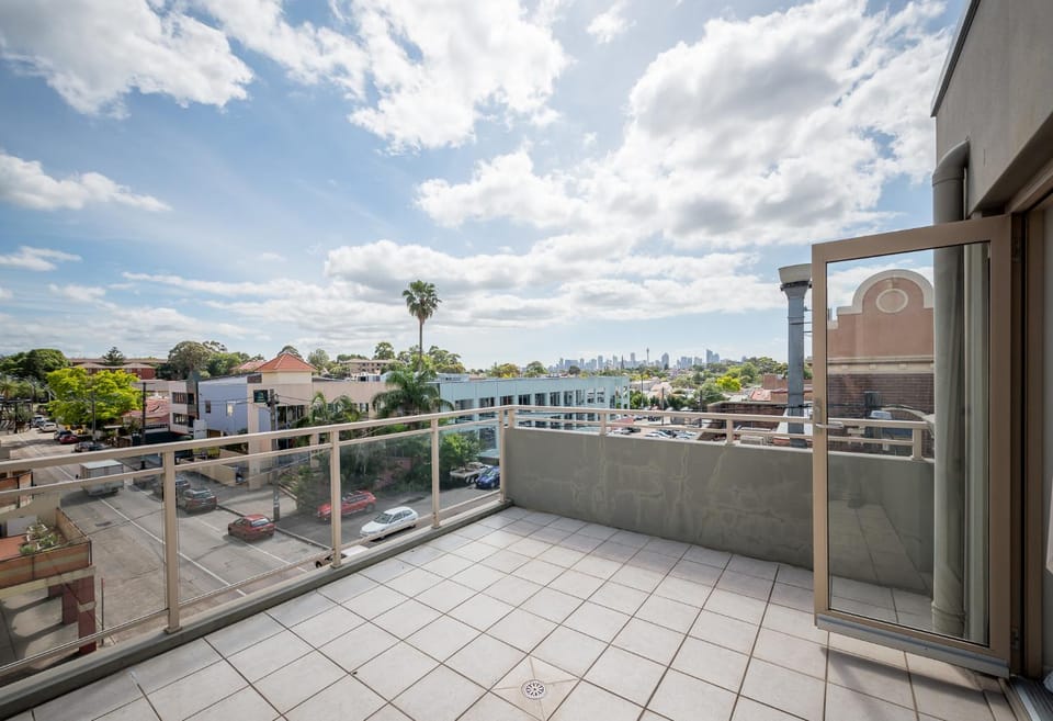 Day, Balcony/Terrace