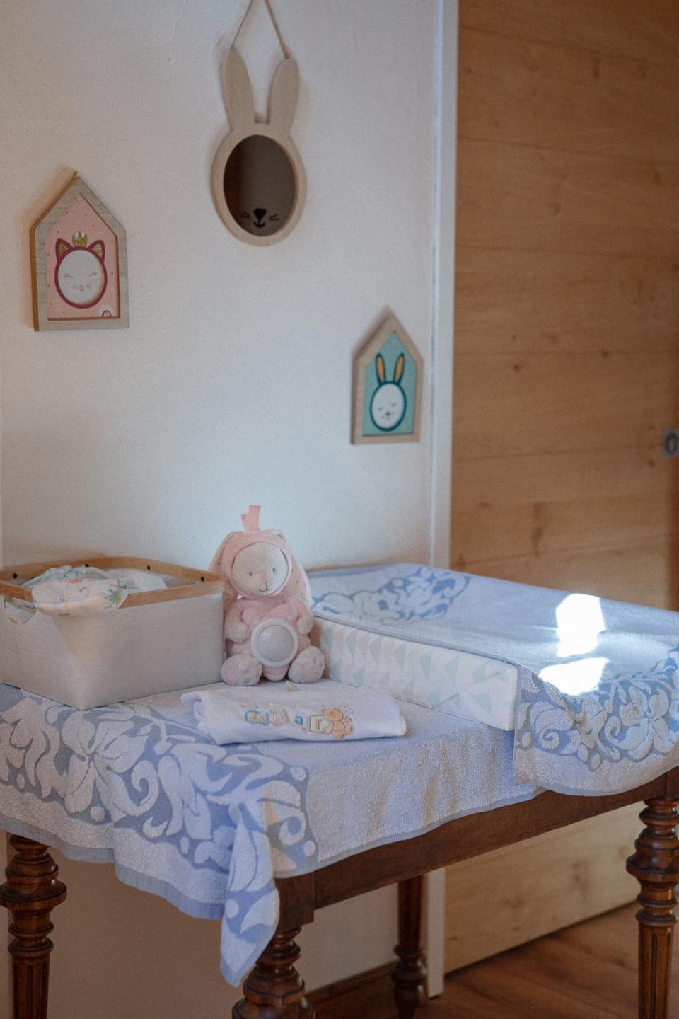 cot