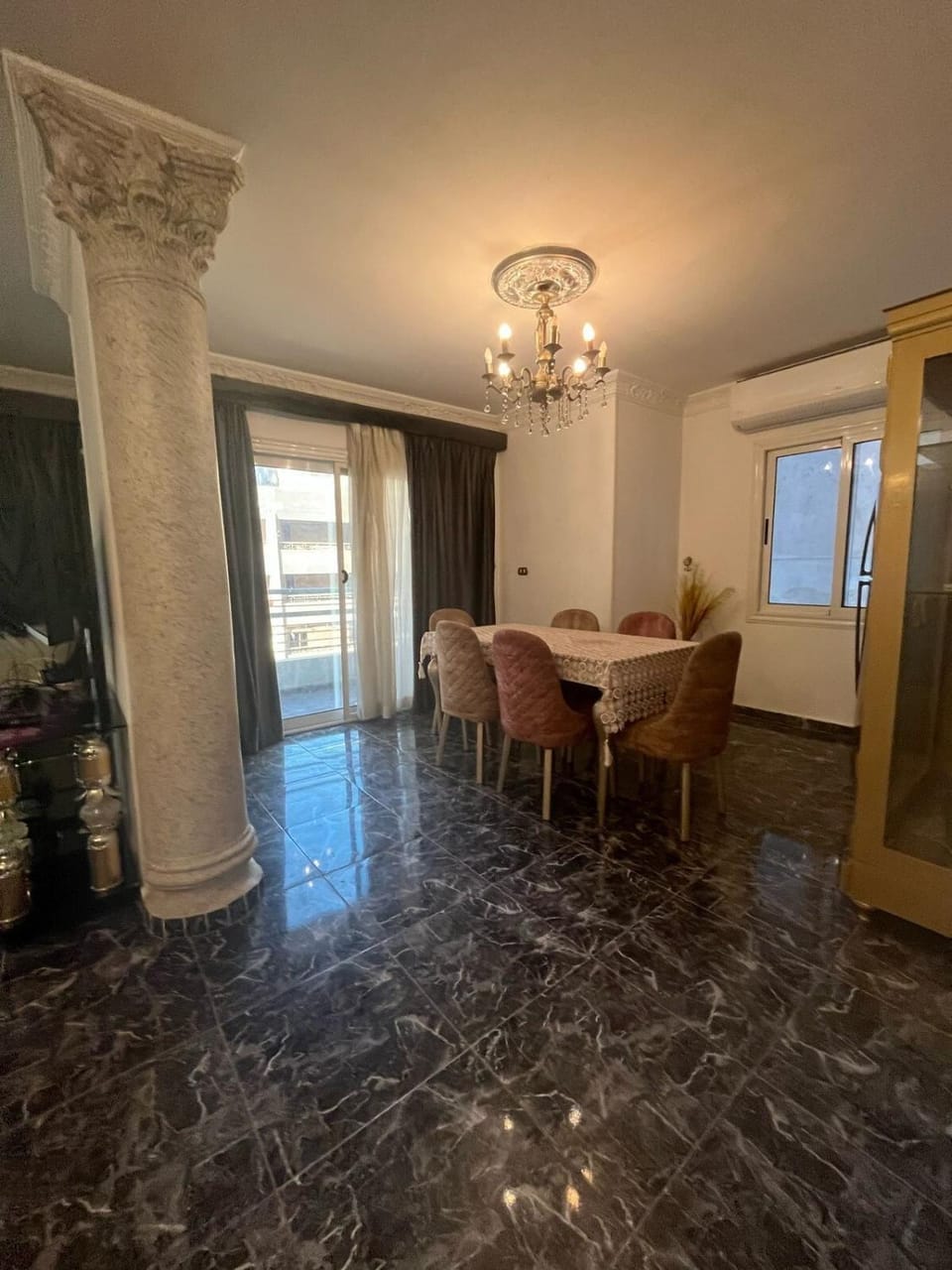 شقة فندقية راقية 210م مفروشة بالكامل إنترنت مجاني Apartment in Cairo Governorate