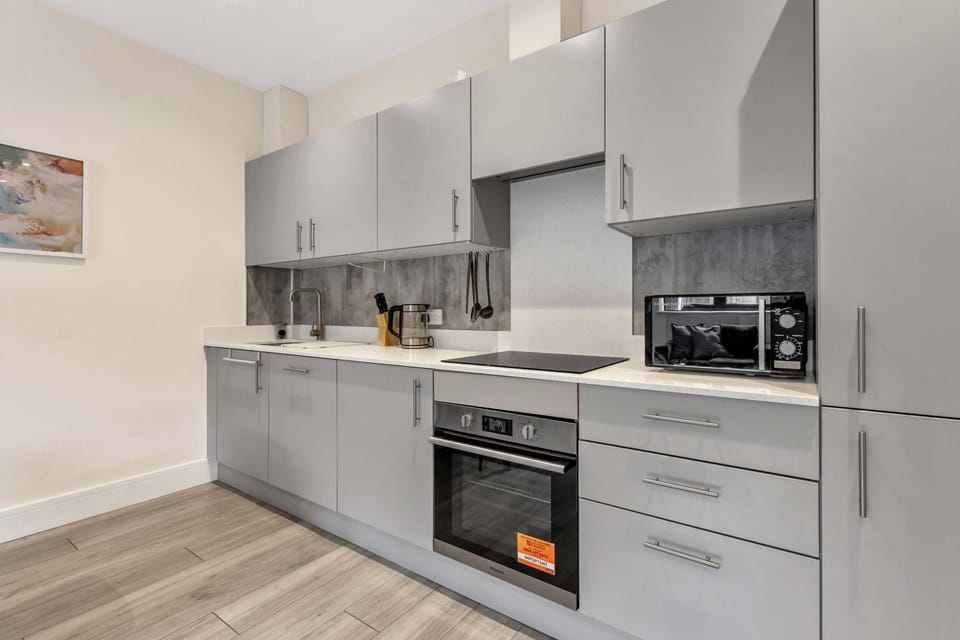 Kitchen or kitchenette, dishwasher, oven, pet friendly, stove, toaster