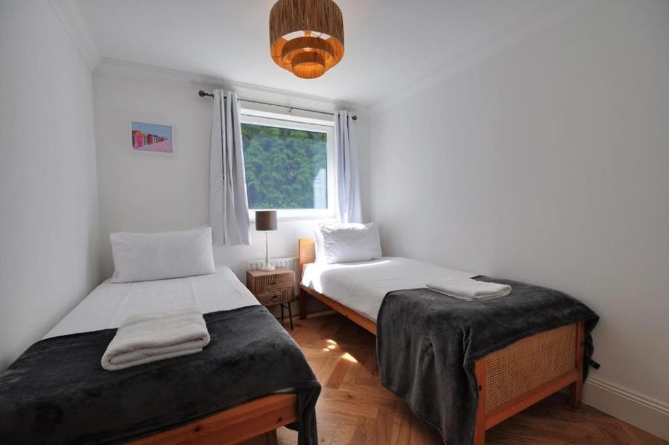 Alum Chine Beach Apartment 1 Apartment in Poole