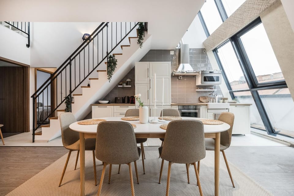 Living room, Dining area