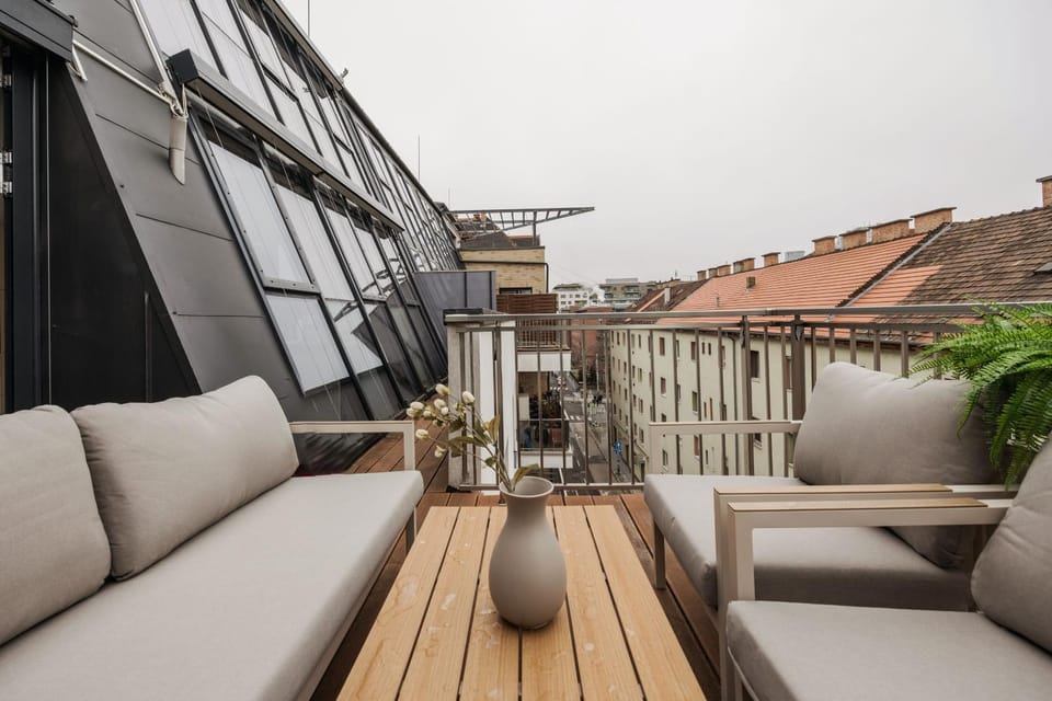 View (from property/room), Balcony/Terrace