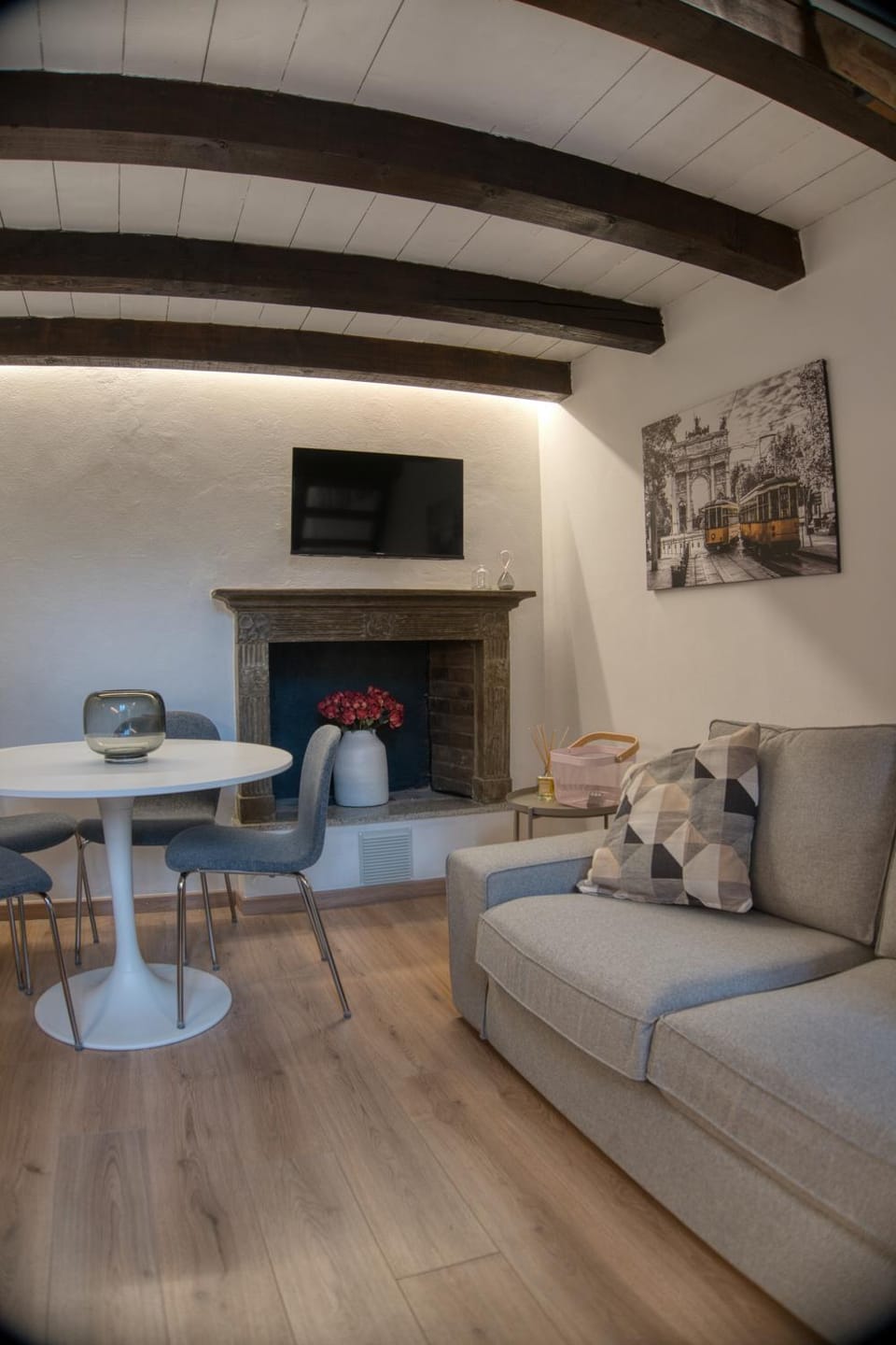 TV and multimedia, Living room, Seating area