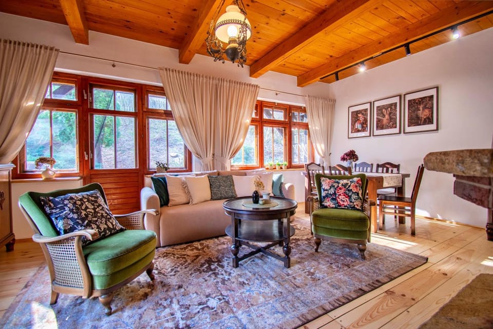 Balcony/Terrace, Living room, Seating area, Garden view