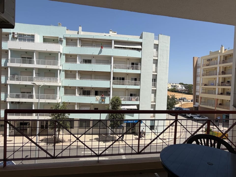 View (from property/room), Balcony/Terrace, City view, Location