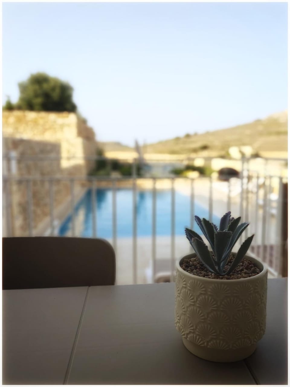 Patio, Natural landscape, Balcony/Terrace, Pool view, Swimming pool, sunbed